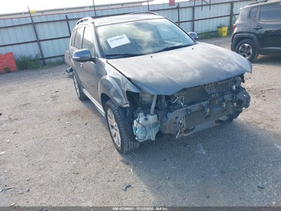 MITSUBISHI OUTLANDER 2012