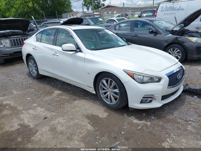 INFINITI Q50 2015