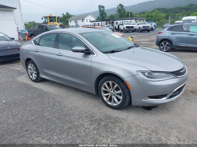 CHRYSLER 200 2016