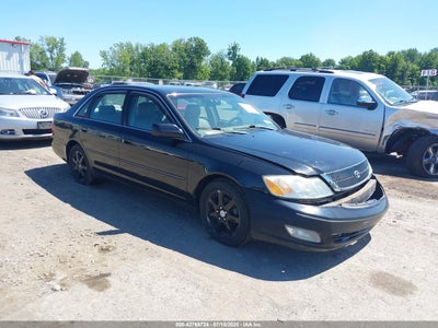 TOYOTA AVALON 2001