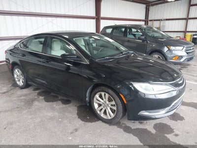 CHRYSLER 200 2015