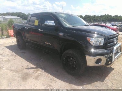 TOYOTA TUNDRA 2011