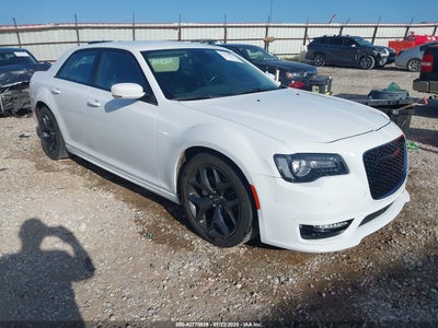 CHRYSLER 300 2021