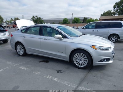 FORD FUSION HYBRID 2013