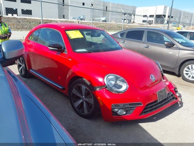 VOLKSWAGEN BEETLE 2014