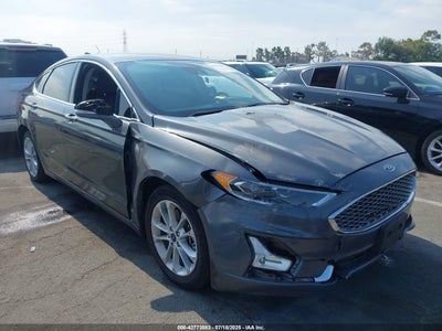 FORD FUSION ENERGI 2019