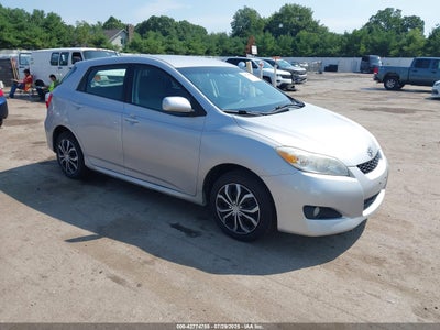 TOYOTA MATRIX 2011