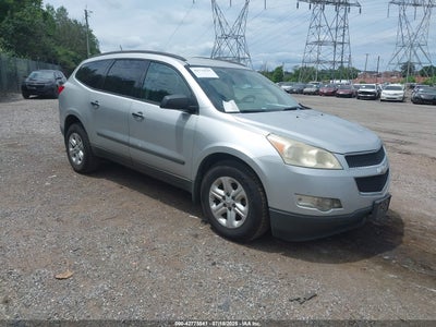 CHEVROLET TRAVERSE 2011