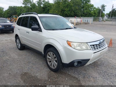SUBARU FORESTER 2012