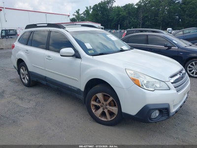 SUBARU OUTBACK 2013