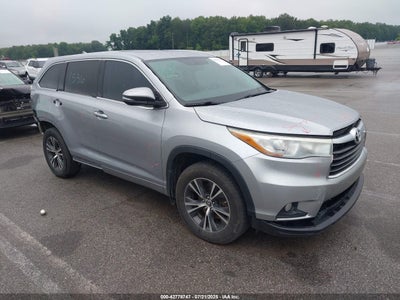 TOYOTA HIGHLANDER 2016