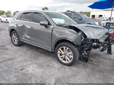 AUDI Q3 2024