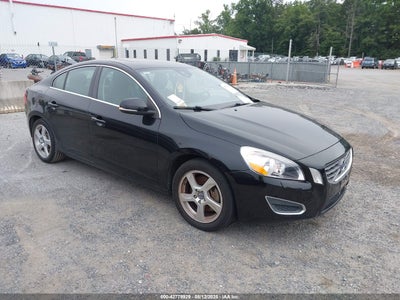 VOLVO S60 2012