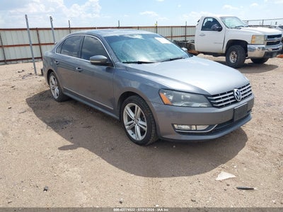 VOLKSWAGEN PASSAT 2014
