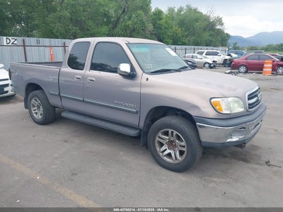 TOYOTA TUNDRA 2002