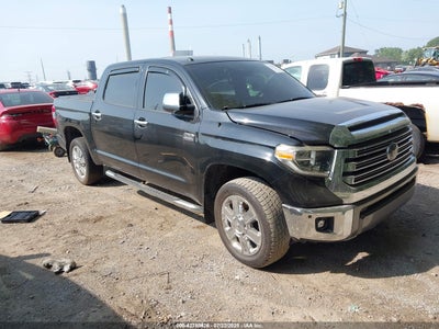 TOYOTA TUNDRA 2018