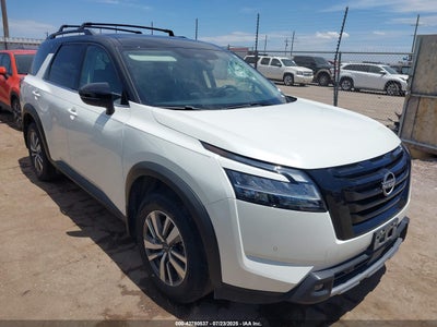 NISSAN PATHFINDER 2023