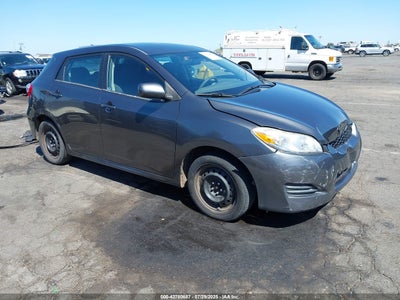TOYOTA MATRIX 2012