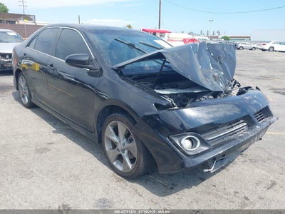TOYOTA CAMRY 2012