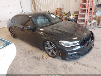 BMW 750I 2016