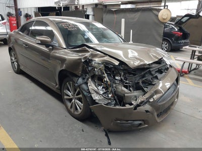 VOLVO C70 2012