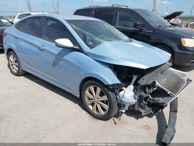 HYUNDAI ACCENT 2012