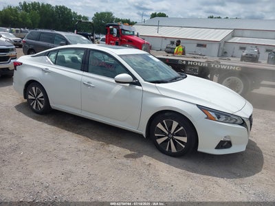 NISSAN ALTIMA 2022