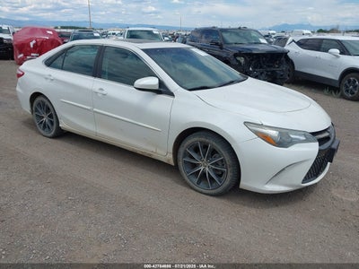 TOYOTA CAMRY 2015