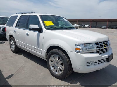 LINCOLN NAVIGATOR 2014