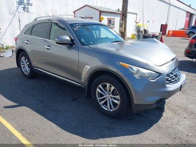 INFINITI FX35 2010