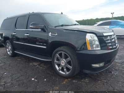 CADILLAC ESCALADE ESV 2013