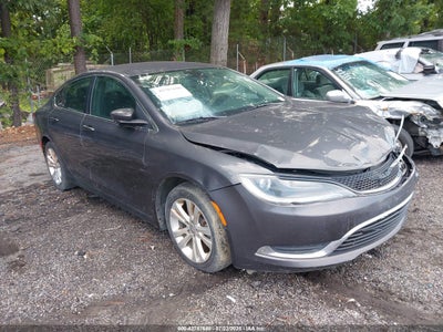 CHRYSLER 200 2015