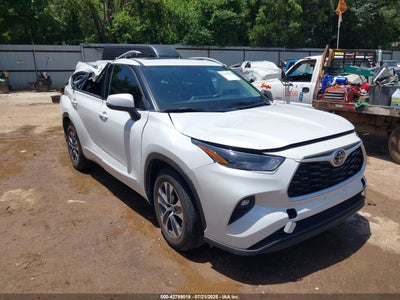 TOYOTA HIGHLANDER 2022