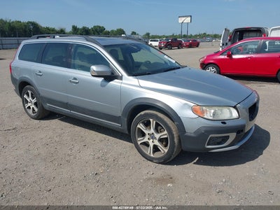 VOLVO XC70 2013