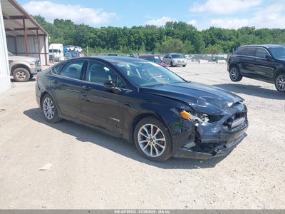 FORD FUSION HYBRID 2017