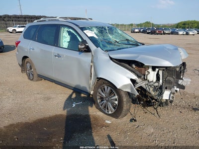 NISSAN PATHFINDER 2020