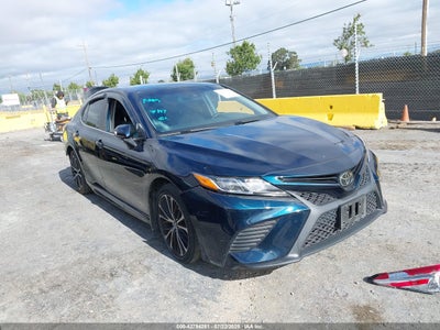 TOYOTA CAMRY 2018