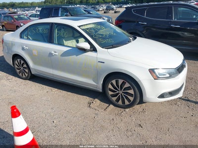VOLKSWAGEN JETTA HYBRID 2013