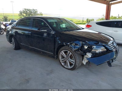 VOLKSWAGEN PASSAT 2014
