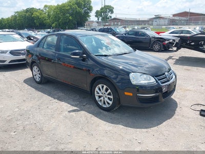 VOLKSWAGEN JETTA 2010