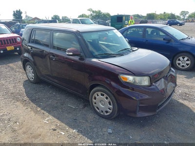 SCION XB 2012