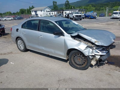 VOLKSWAGEN JETTA 2011