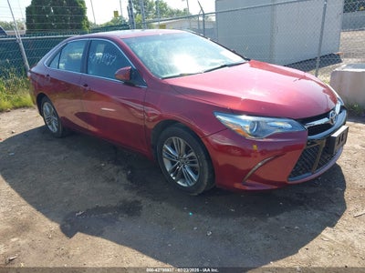 TOYOTA CAMRY 2016