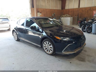 TOYOTA CAMRY 2022