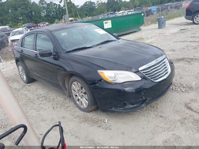CHRYSLER 200 2013