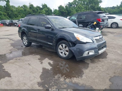 SUBARU OUTBACK 2012