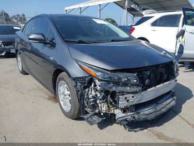 TOYOTA PRIUS PRIME 2019