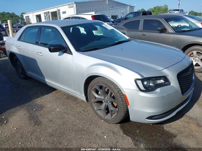 CHRYSLER 300 2021