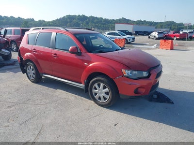 MITSUBISHI OUTLANDER 2012