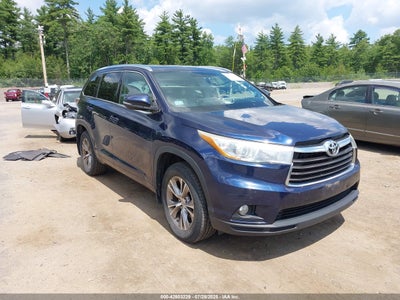 TOYOTA HIGHLANDER 2015